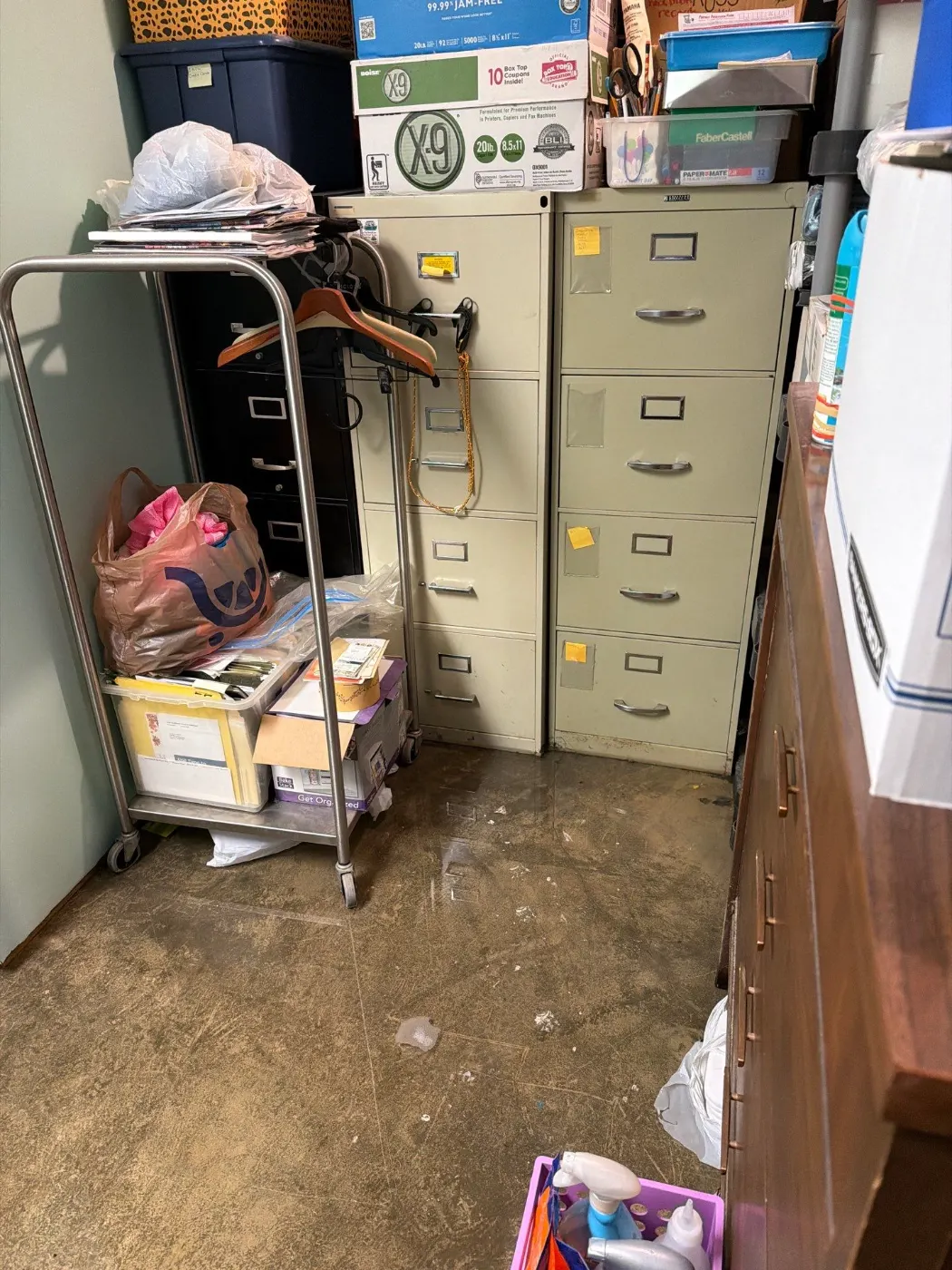 Large-scale water extraction in Old Town Fishers business space